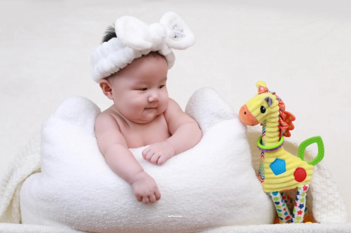 张家口三个月宝宝厌奶期绝招